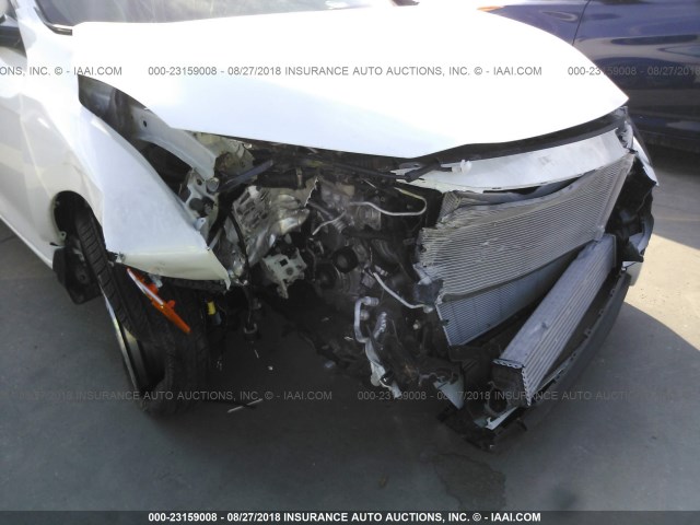 2HGFC3B74JH352932 - 2018 HONDA CIVIC EXL WHITE photo 6