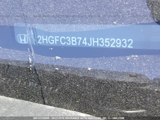 2HGFC3B74JH352932 - 2018 HONDA CIVIC EXL WHITE photo 9