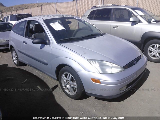 3FAFP313XYR238682 - 2000 FORD FOCUS ZX3 SILVER photo 1