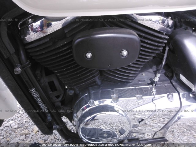 JS1VS55AX62119051 - 2006 SUZUKI C50 WHITE photo 9
