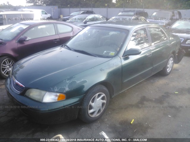 1YVGF22C4W5746537 - 1998 MAZDA 626 DX/LX GREEN photo 2