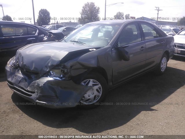 4T1BE32K94U914963 - 2004 TOYOTA CAMRY LE/XLE/SE Сұр фото 2