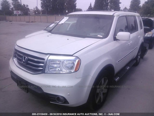 5FNYF4H95CB078856 - 2012 HONDA PILOT TOURING WHITE photo 2