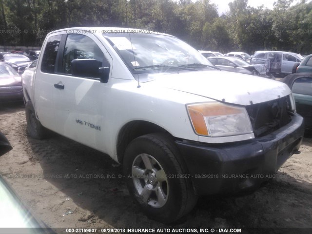 1N6BA06CX8N307842 - 2008 NISSAN TITAN XE/SE/LE/PRO-4X WHITE photo 1