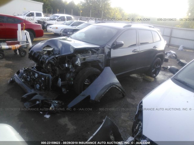 1C4PJLCXXJD528192 - 2018 JEEP CHEROKEE LATITUDE Szary zdjęcie 2