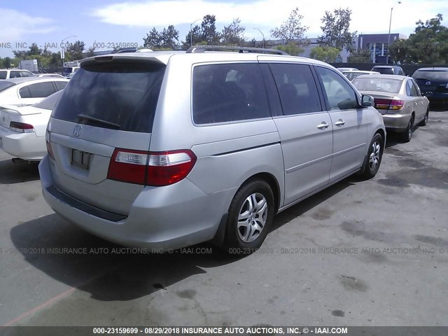 5FNRL38746B038584 - 2006 HONDA ODYSSEY EXL SILVER photo 4