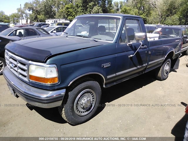 2FTHF25GXNCB15059 - 1992 FORD F250 GREEN photo 2