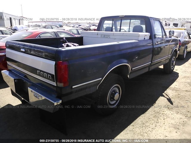 2FTHF25GXNCB15059 - 1992 FORD F250 GREEN photo 4