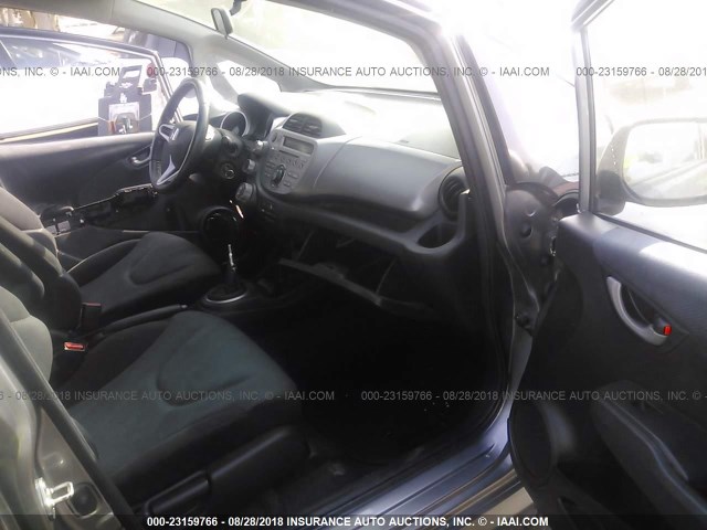 JHMGE87409S070847 - 2009 HONDA FIT SPORT SILVER photo 5