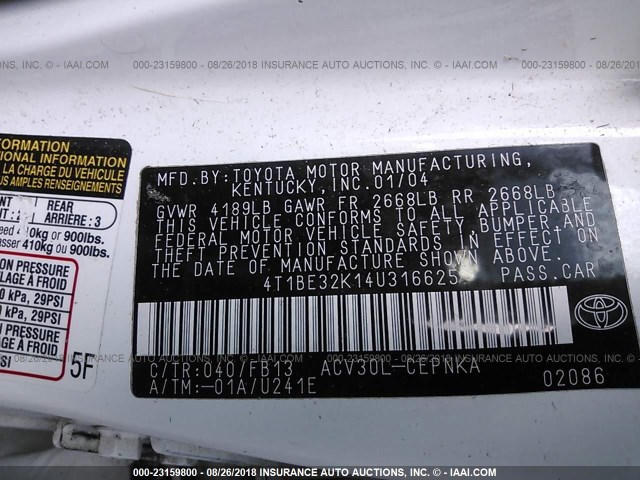 4T1BE32K14U316625 - 2004 TOYOTA CAMRY LE/XLE/SE 白色 照片 9