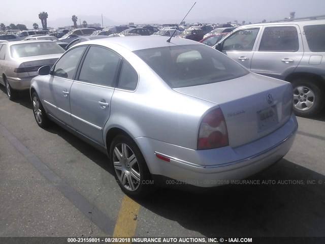 WVWRU63B85P005764 - 2005 VOLKSWAGEN PASSAT GLX SILVER photo 3