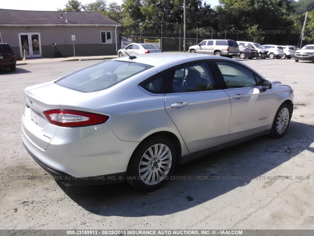 3FA6P0UU9FR302601 - 2015 FORD FUSION S HYBRID SILVER photo 4