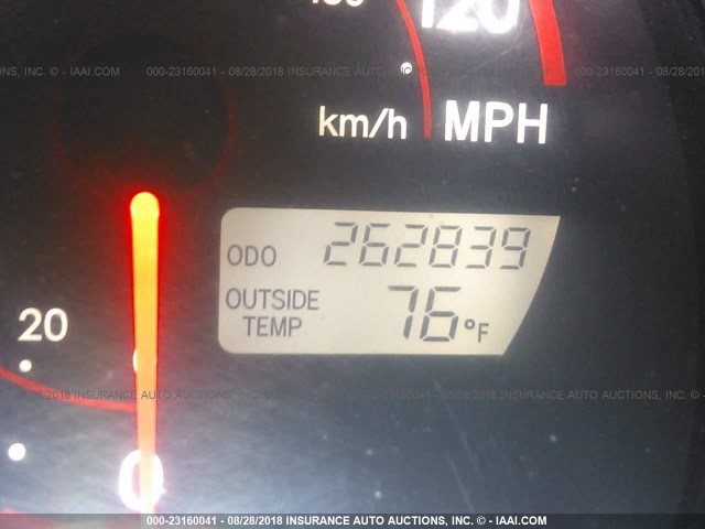 2T1KR32E35C328504 - 2005 TOYOTA COROLLA MATRIX XR BLACK photo 7