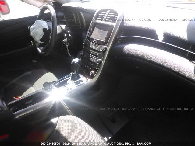 1G11C5SA2DF235669 - 2013 CHEVROLET MALIBU 1LT WHITE photo 5