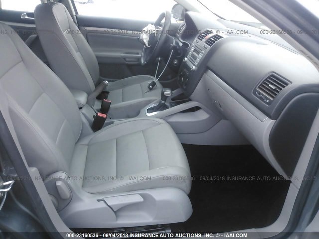 3VWEG81K77M193073 - 2007 VOLKSWAGEN JETTA WOLFSBURG 灰色 照片 5