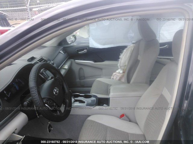 4T1BD1FK6EU115872 - 2014 TOYOTA CAMRY HYBRID/LE/XLE 黑色 照片 5