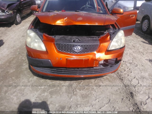 KNADE123386375239 - 2008 KIA RIO LX/SX ORANGE photo 6