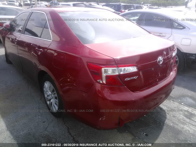 4T1BF1FK3EU799208 - 2014 TOYOTA CAMRY L/SE/LE/XLE RED photo 3