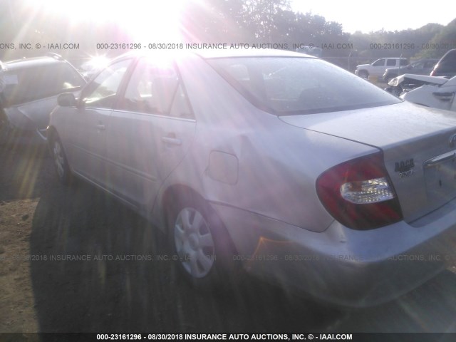 4T1BE32K33U777193 - 2003 TOYOTA CAMRY LE/XLE/SE Күміс фото 6