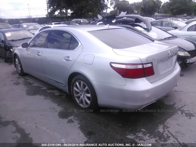 JTHGL46F975003001 - 2007 LEXUS LS 460L SILVER photo 3