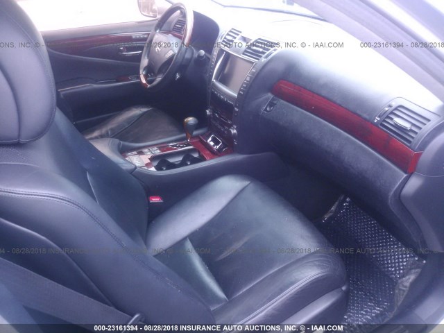 JTHGL46F975003001 - 2007 LEXUS LS 460L SILVER photo 5