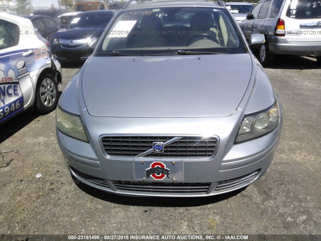 YV1MW382062173290 - 2006 VOLVO V50 2.4I SILVER photo 6