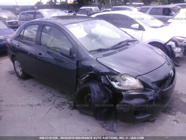 JTDBT923671108347 - 2007 TOYOTA YARIS GRAY photo 1