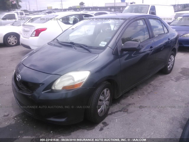 JTDBT923671108347 - 2007 TOYOTA YARIS GRAY photo 2