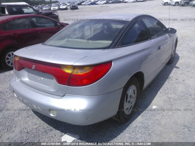 1G8ZP12852Z132529 - 2002 SATURN SC1 SILVER photo 4