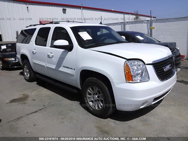 1GKFK163X7J185999 - 2007 GMC YUKON XL K1500 WHITE photo 1