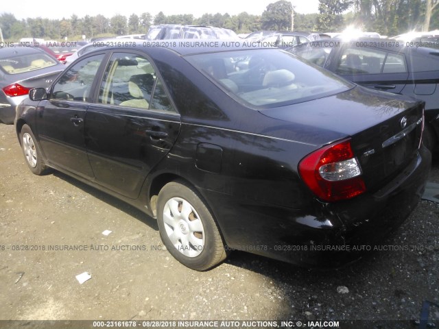 JTDBE32K220135459 - 2002 TOYOTA CAMRY LE/XLE/SE 黑色 照片 3