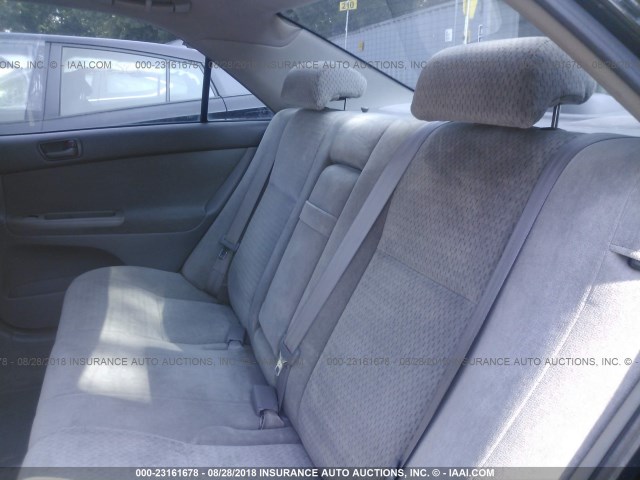 JTDBE32K220135459 - 2002 TOYOTA CAMRY LE/XLE/SE 黑色 照片 8