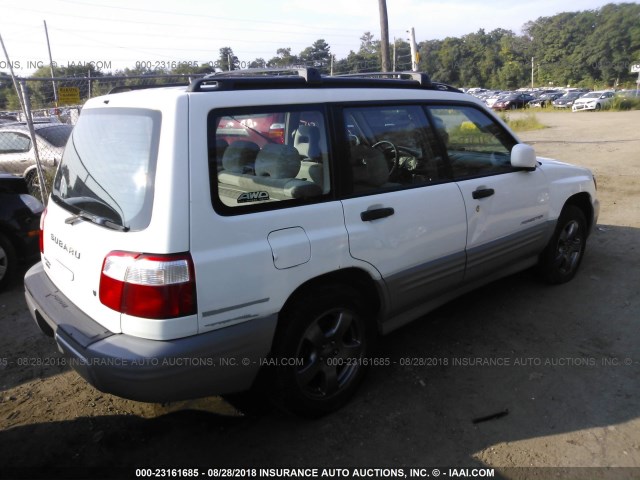 JF1SF65652H706625 - 2002 SUBARU FORESTER S WHITE photo 4