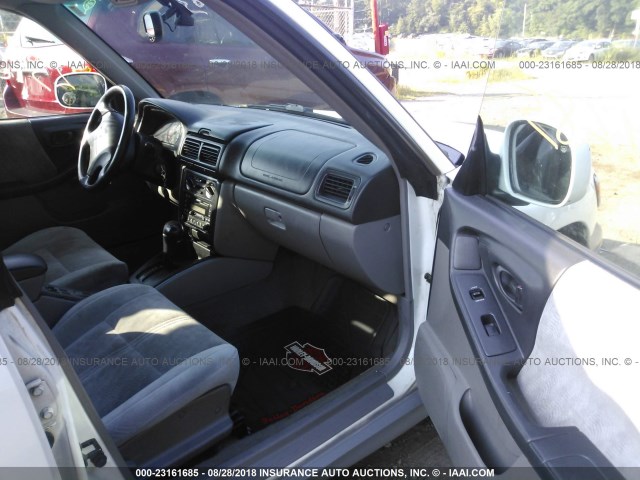 JF1SF65652H706625 - 2002 SUBARU FORESTER S WHITE photo 5