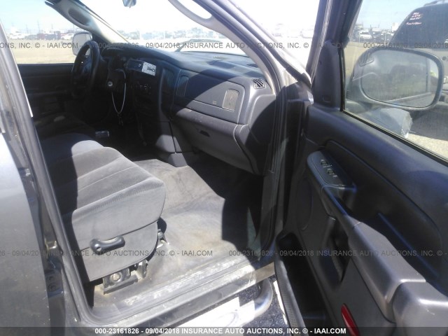 3D7KA28D03G858647 - 2003 DODGE RAM 2500 ST/SLT 灰色 照片 5