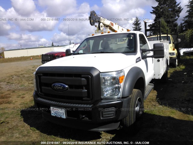 1FDUF5GY5CED00600 - 2012 FORD F550 SUPER DUTY WHITE photo 2