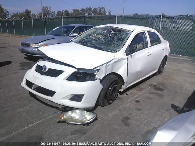JTDBL40E899067120 - 2009 TOYOTA COROLLA LE/XLE WHITE photo 2