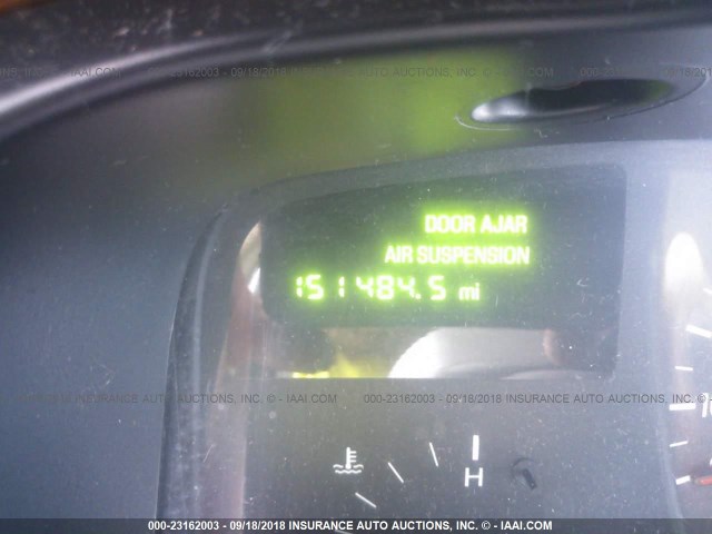 1LNHM81W0XY718048 - 1999 LINCOLN TOWN CAR EXECUTIVE GRAY photo 7