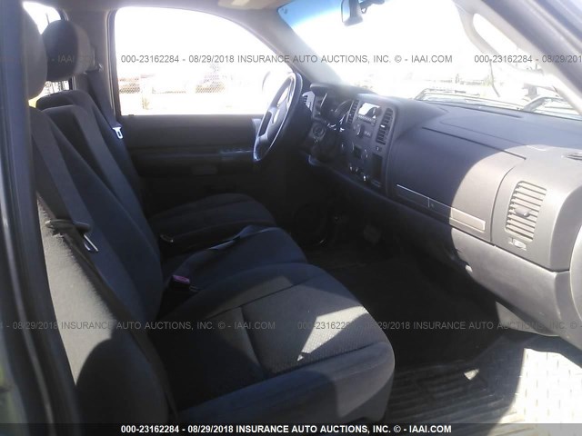 3GCEK13397G529674 - 2007 CHEVROLET SILVERADO K1500 CREW CAB GRAY photo 5