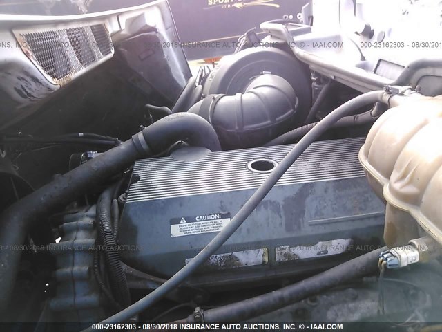 1FUYSSEB1XLB22650 - 1999 FREIGHTLINER CENTURY CLASSIC FLC120 WHITE photo 9