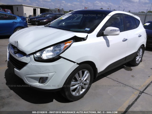 KM8JU3AC5CU389018 - 2012 HYUNDAI TUCSON GLS/LIMITED თეთრი ფოტო 2