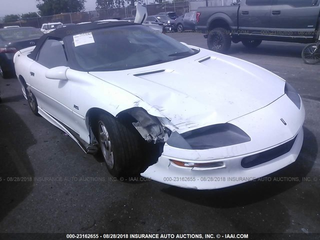 2G1FP32K0T2164303 - 1996 CHEVROLET CAMARO RS WHITE photo 1