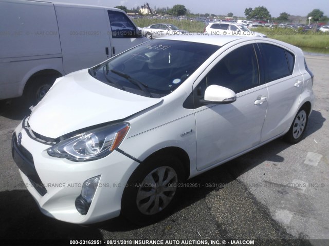 JTDKDTB38F1576248 - 2015 TOYOTA PRIUS C WHITE photo 2