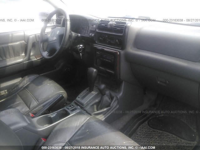 4S6CM58W2W4424601 - 1998 HONDA PASSPORT EX/LX Արծաթագույն լուսանկար 5