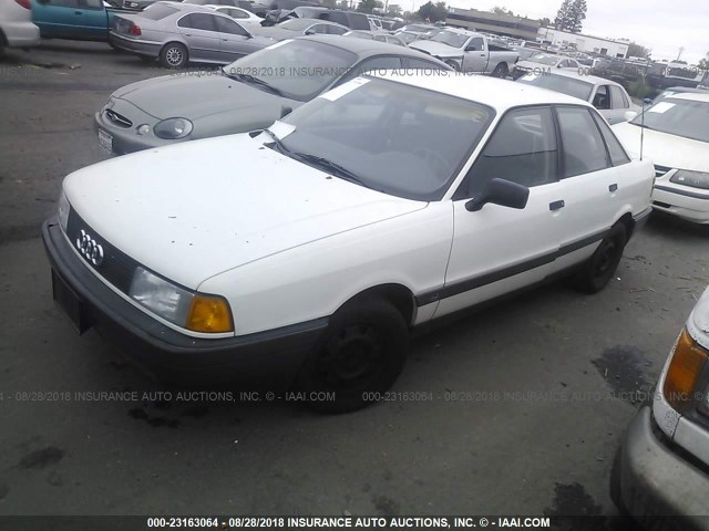 WAUEB0892JA279611 - 1988 AUDI 80 WHITE photo 2