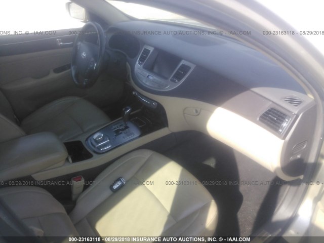 KMHGC4DE1AU077498 - 2010 HYUNDAI GENESIS 3.8L GOLD photo 5