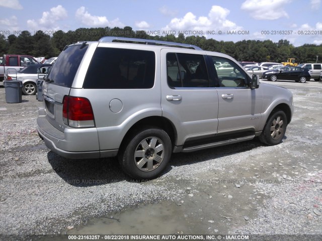 5LMEU88H94ZJ26337 - 2004 LINCOLN AVIATOR SILVER photo 4