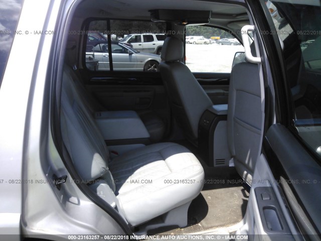 5LMEU88H94ZJ26337 - 2004 LINCOLN AVIATOR 银色 照片 8