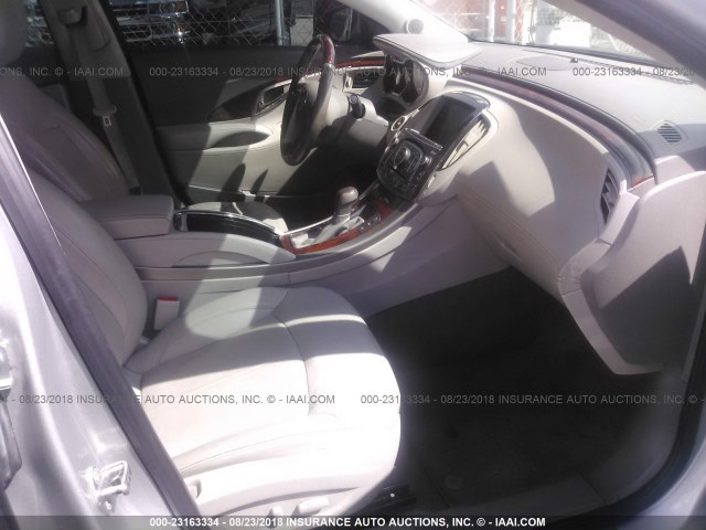 1G4GE5EV9AF131262 - 2010 BUICK LACROSSE CXS SILVER photo 5