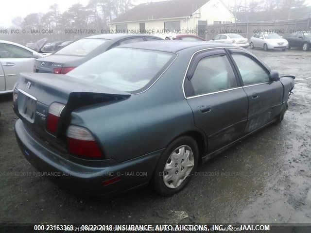 1HGCD5635TA298142 - 1996 HONDA ACCORD LX/EX BLUE photo 4